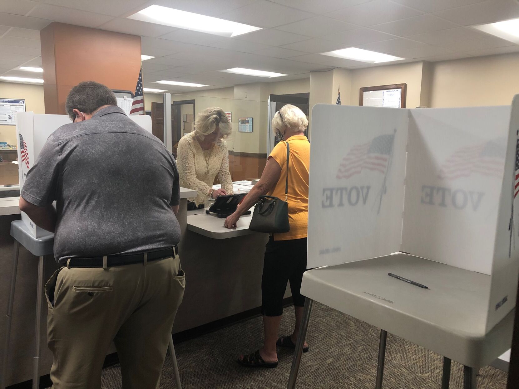VOTING 1.jpg